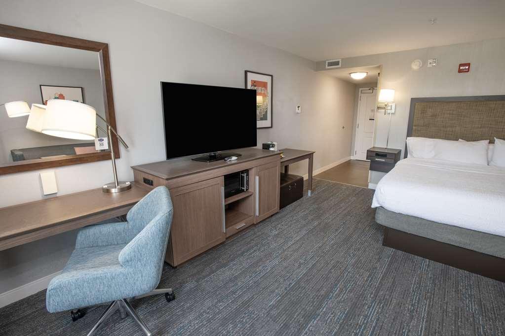 Hampton Inn&Suites - Cincinnati/Kenwood, OH Silverton Habitación foto